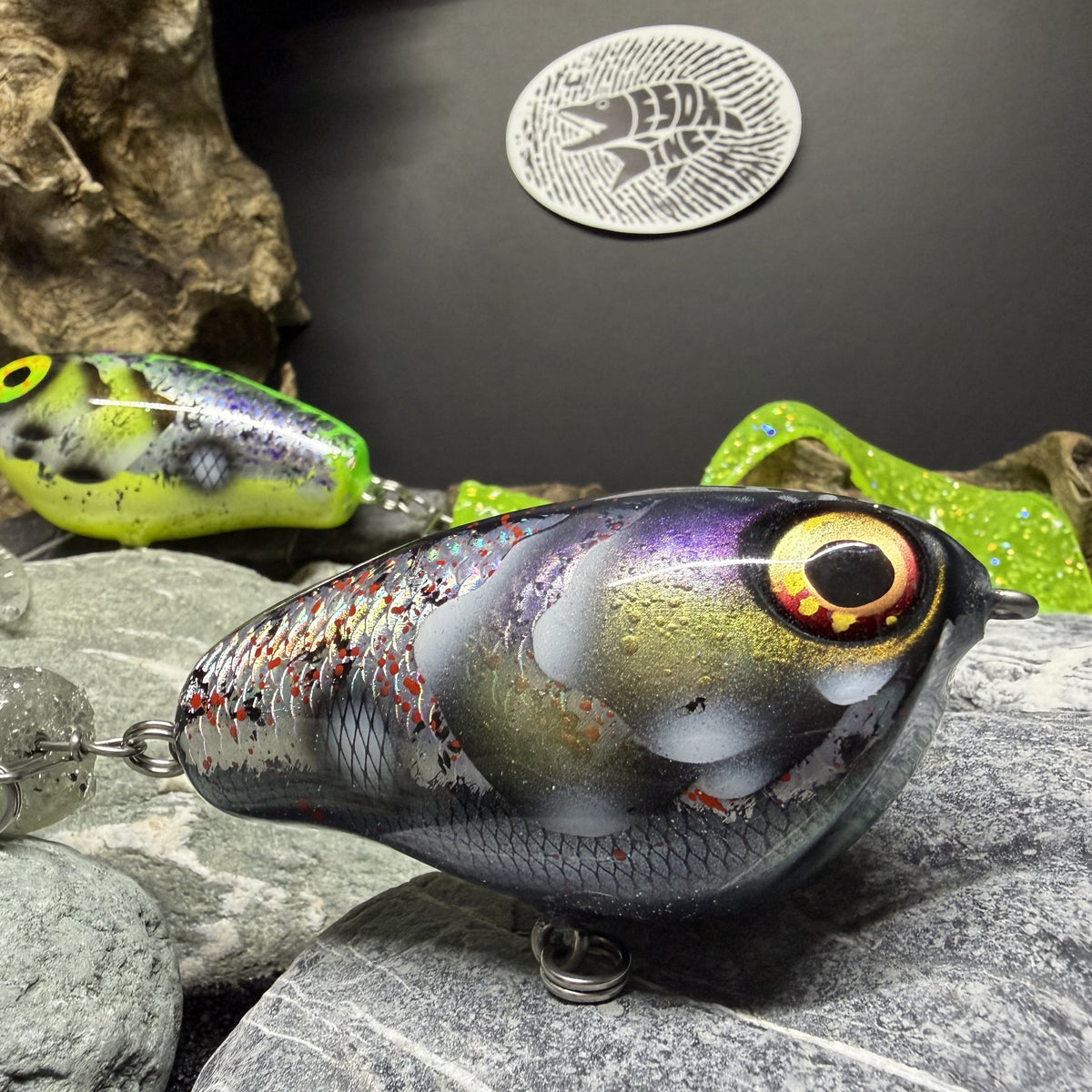 Esox Inc. A'MUZE